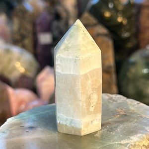 🎄SALE🎄Caribbean Calcite Crystal Point!